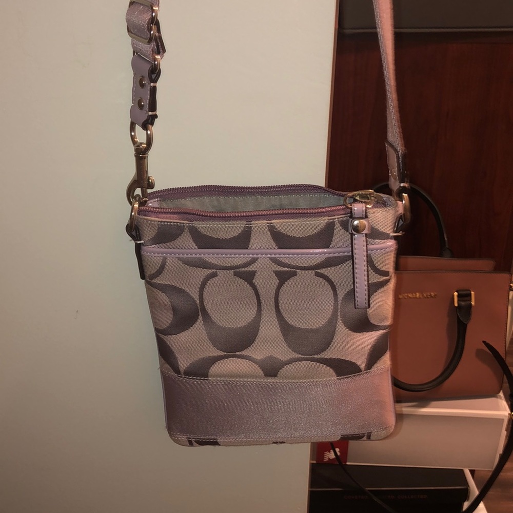 Light purple small coach purse
